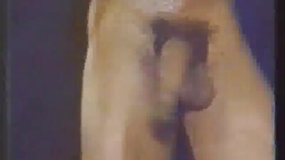 Kleine Sissy deutsche pornos mit alten frauen masturbiert mit Fingern und Lieblingsdildo