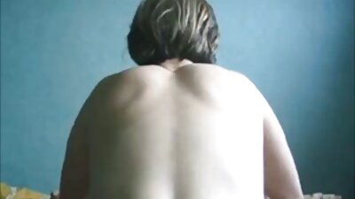 Schlanke Schlampe steht auf Rimming und Schwanzlutschen in dieser POV-Szene deutsche pornos alt